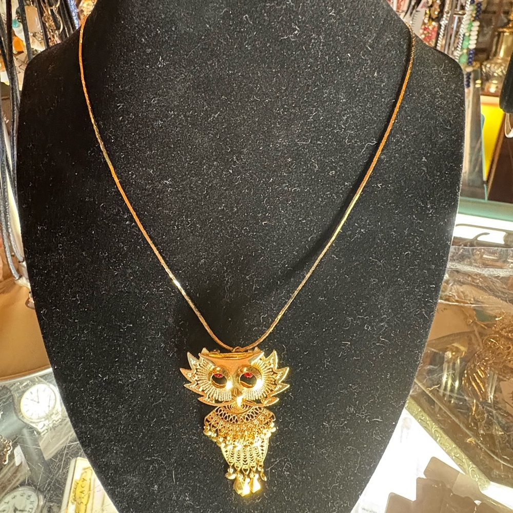 Gold Owl Pendant NecklaceStunning Owl Necklace